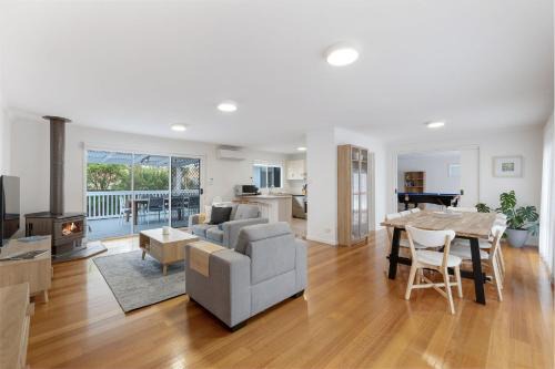 Cape Woolamai House | Sunrise on Panorama