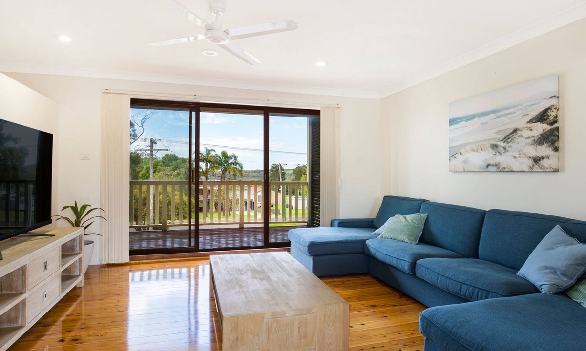 Culburra Beach House | Sunsets - Family Friendly, Affordable