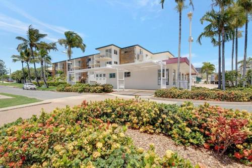 Emu Park Apartment | Superior Studio 20 Endeavour Inn