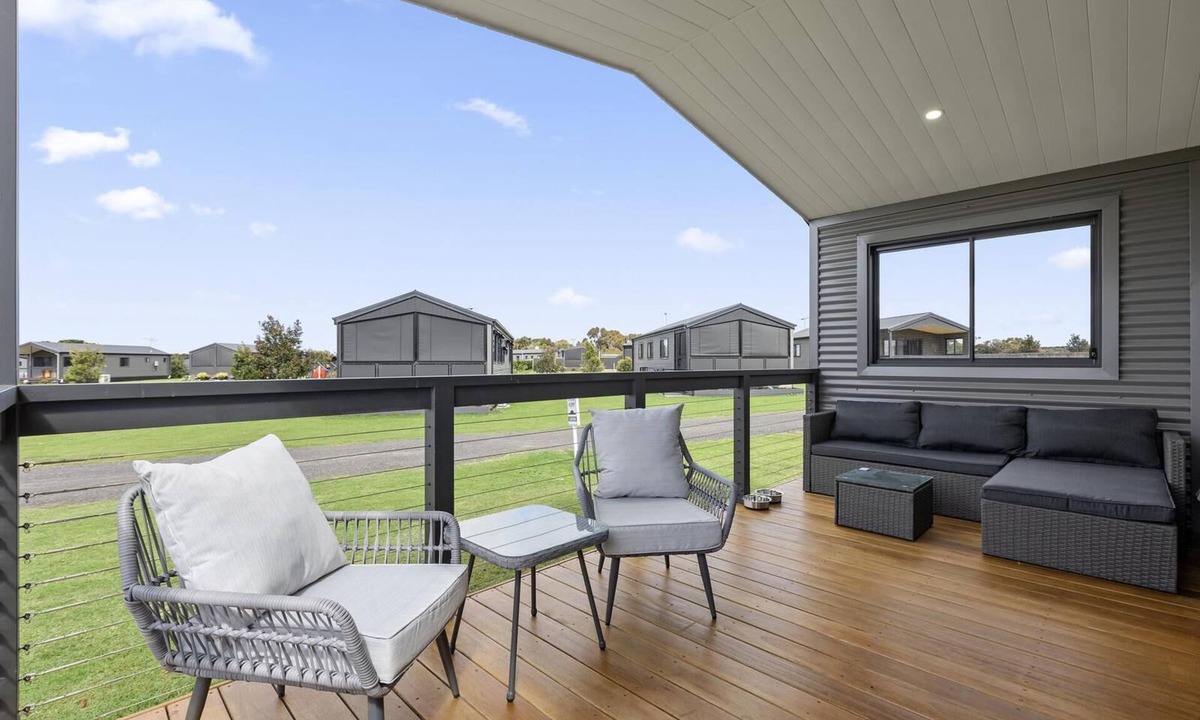 Swan Bay Hotel | Swan Bay Holiday Park