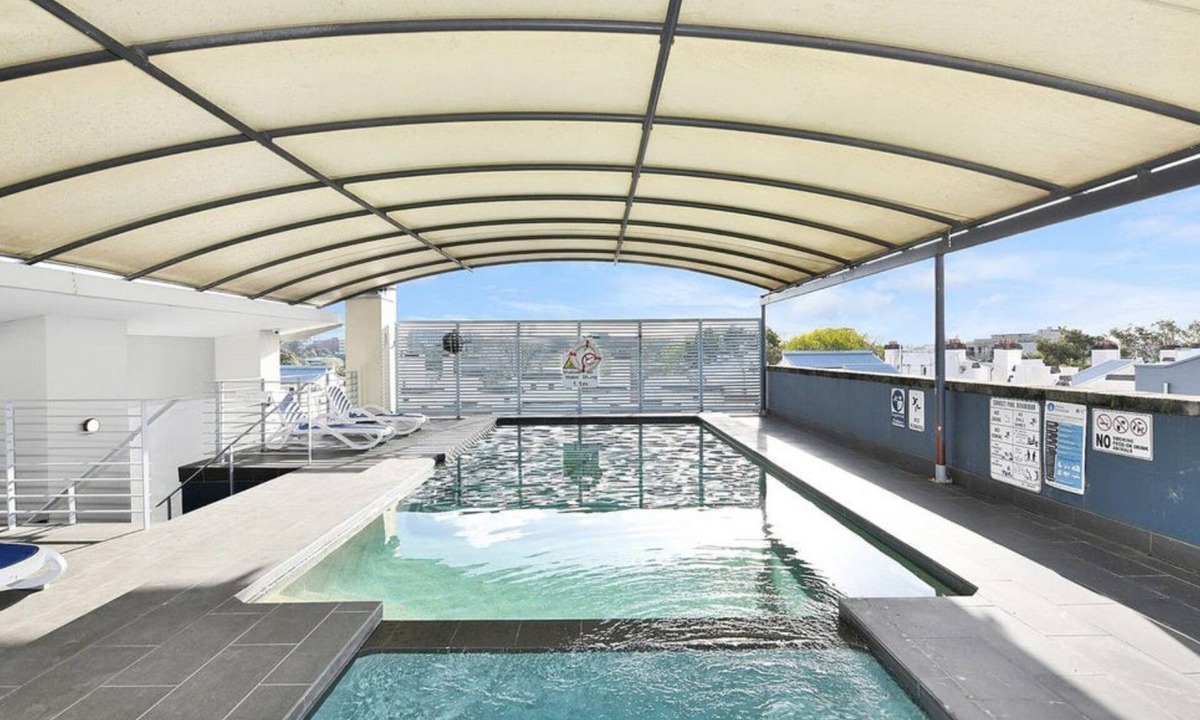 Chippendale Apartment | Sydney City Escape! - Pool, Gym & Parking