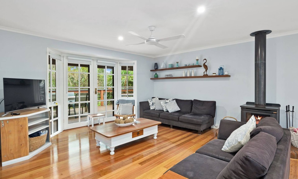 Inverloch House | Tandarra - Inlet Side Inverloch
