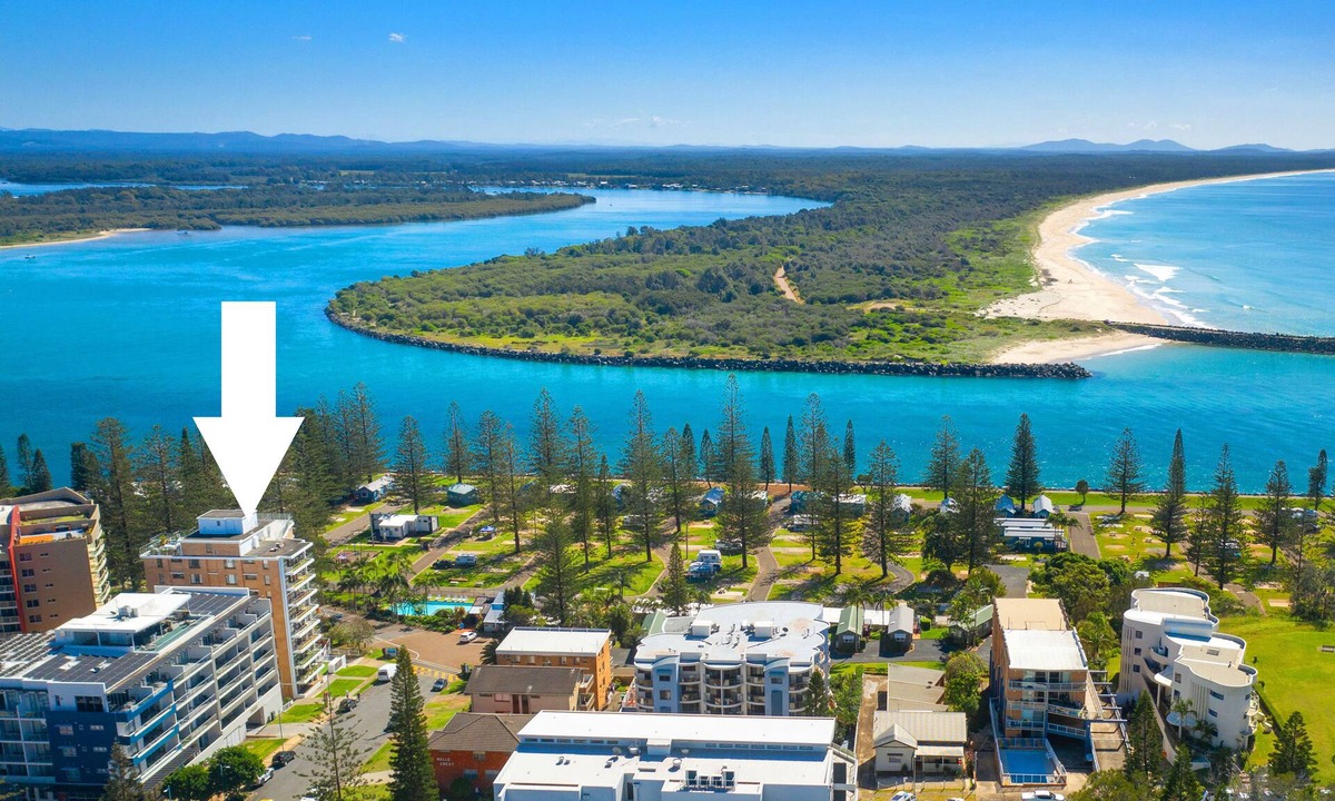 Port Macquarie Apartment | Tasman 17 - Spectacular Ocean & River Views