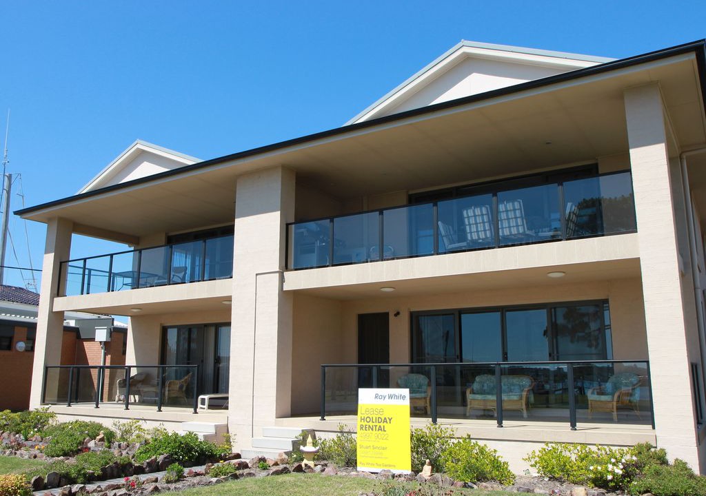 Tea Gardens House | TEA GARDENS WATERFRONT!