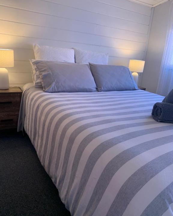 Tooradin House | That Seaside Cottage - Fully equipped home, 4 Bedrooms on the foreshore