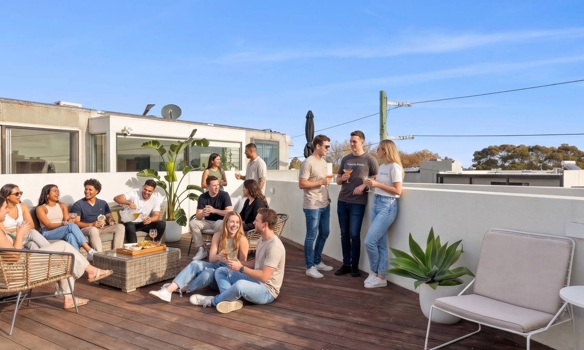 Saint Kilda South Apartment | The Barkly Scene with Rooftop Retreat