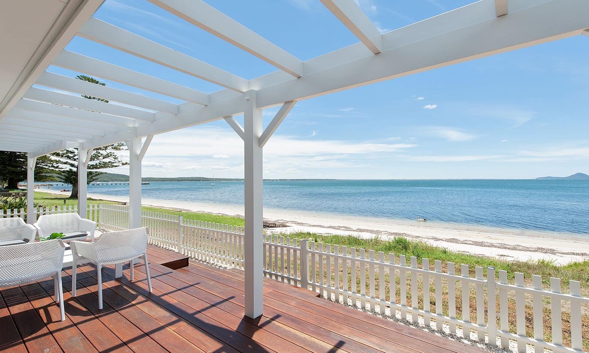 Salamander Bay House | The Beach Shack on Wanda - Waterfront Coastal Chic