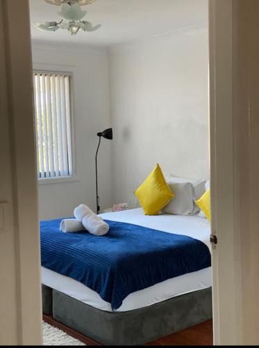 Bradbury House | The Bradburry Room -MAN ONLY