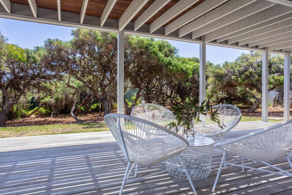 Gracetown House | The Bunker - Coastal home in Gracetown - relaxing!
