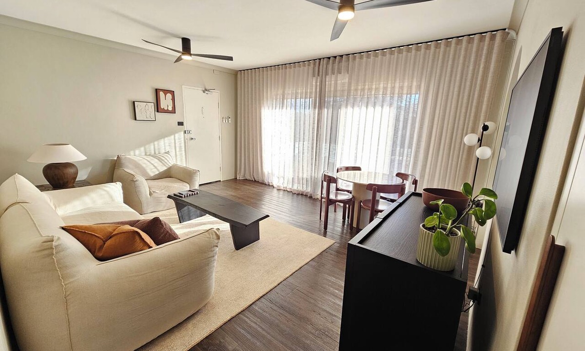 Kiama Apartment | The Cabbage Palm | Coastal Escape | 150m from Kiama's Main Street
