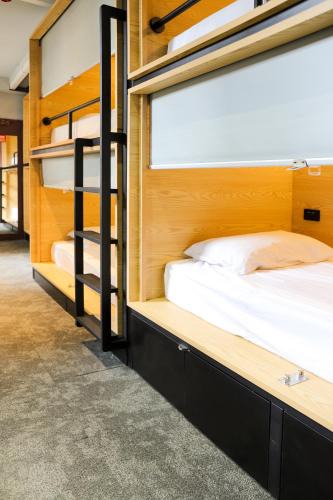 Sydney Central Business District Hostel | The Capsule Hotel
