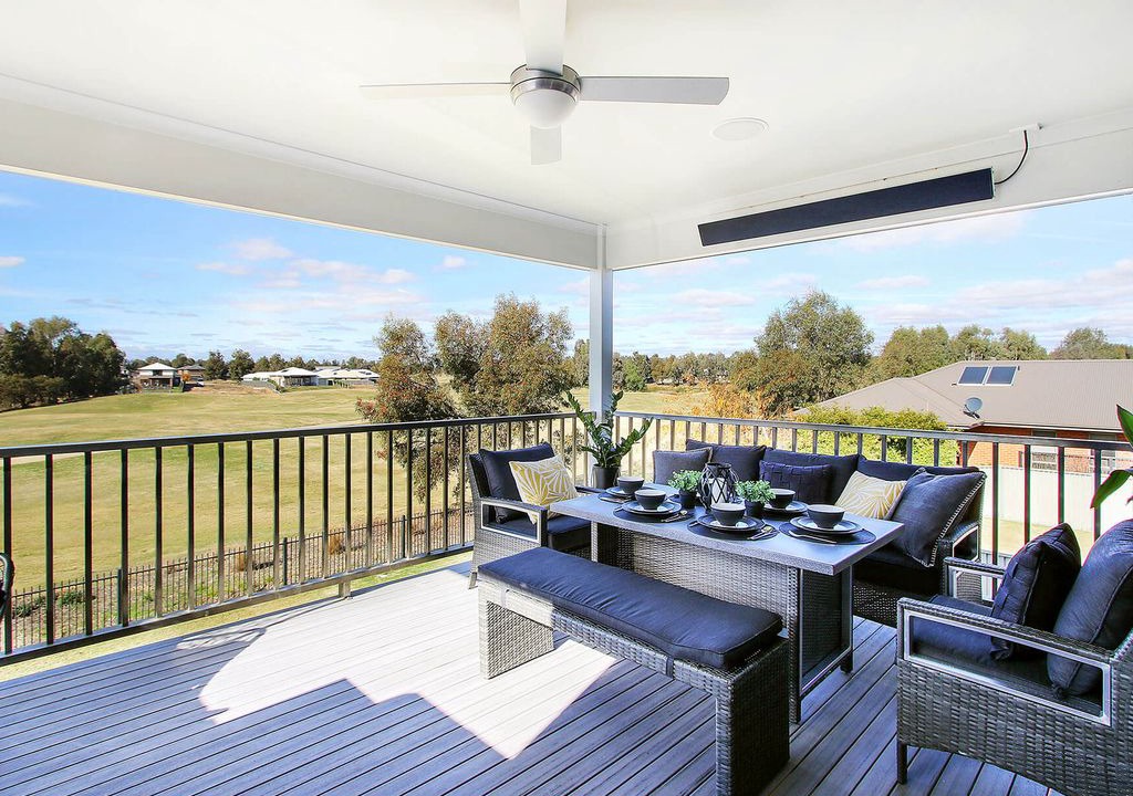 Yarrawonga House | The Clubhouse on Robinson, Black Bull Golf Course