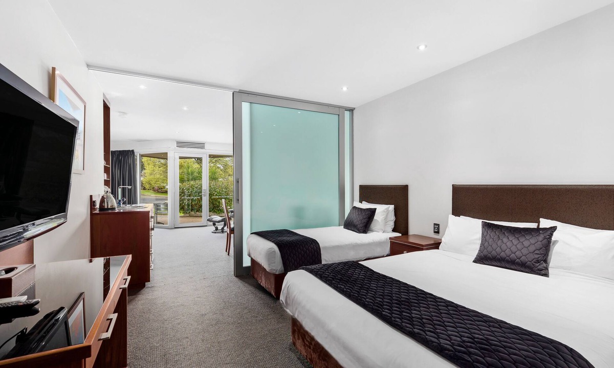 Mount Gambier Hotel | The Commodore