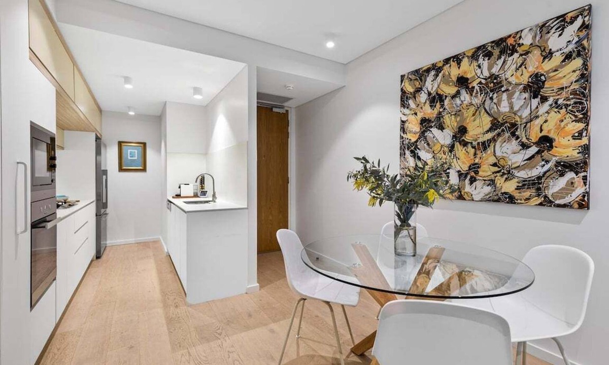 Mosman Apartment | The Courtyard Retreat