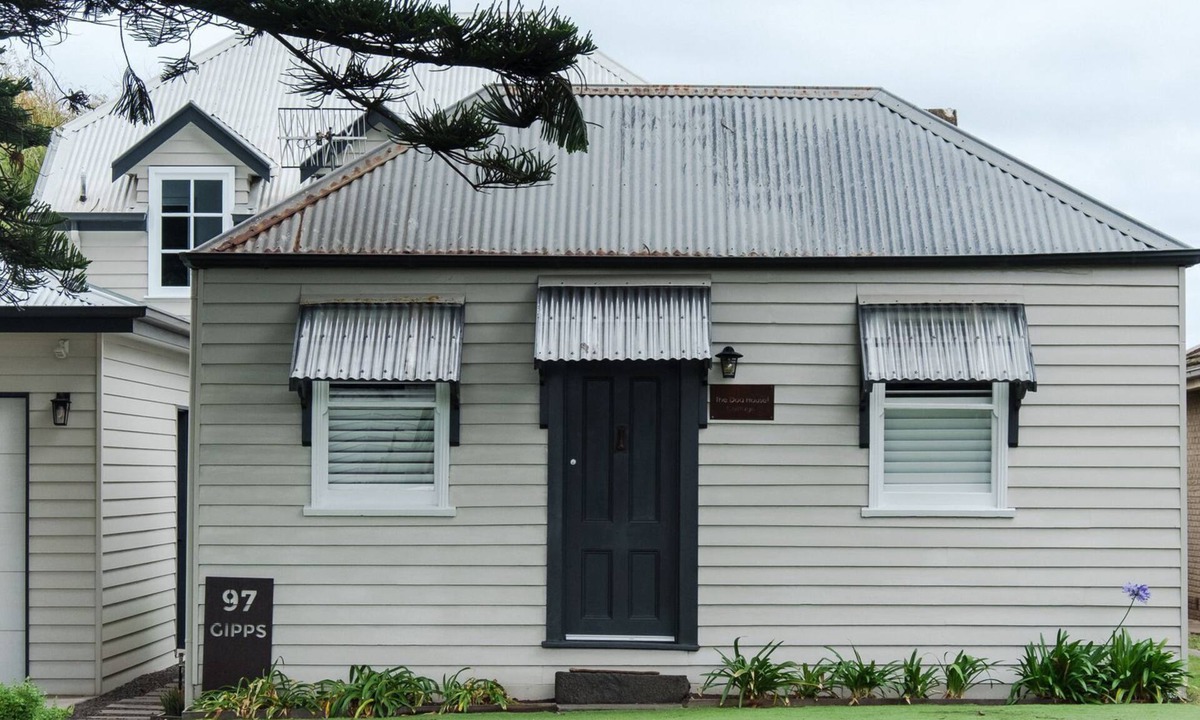 Port Fairy Cottage | The Dog House Cottage