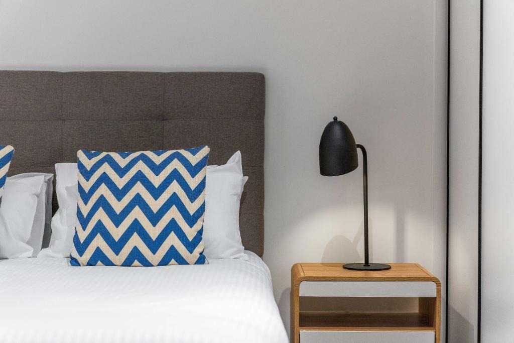 Carlton South Apartment | The Eminence Apartments by CLLIX