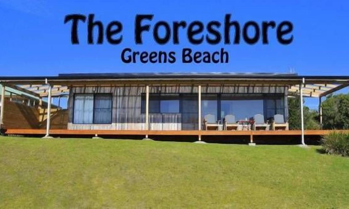 Greens Beach Cottage | The Foreshore Greens Beach