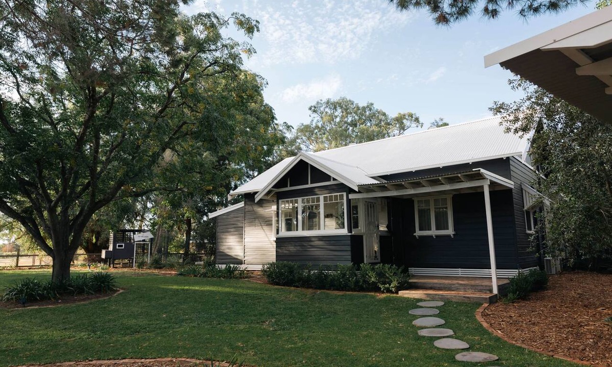 Broke House | The Foxman Cottage