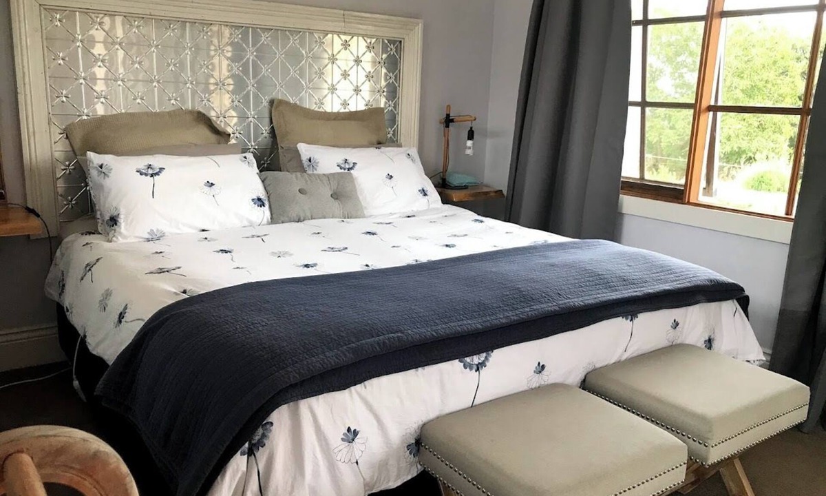 Sassafras Apartment | The Garden Studio at historic farm - Farm stay in Sassafras, Australia