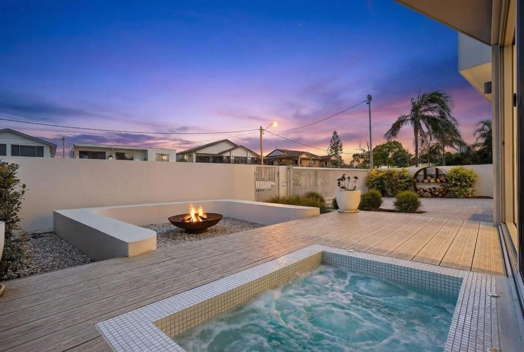 Shellharbour House | The Grand Ocean Vista