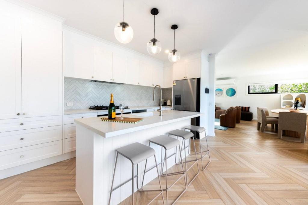 Frankston House | The Haven House Serene Family Retreat