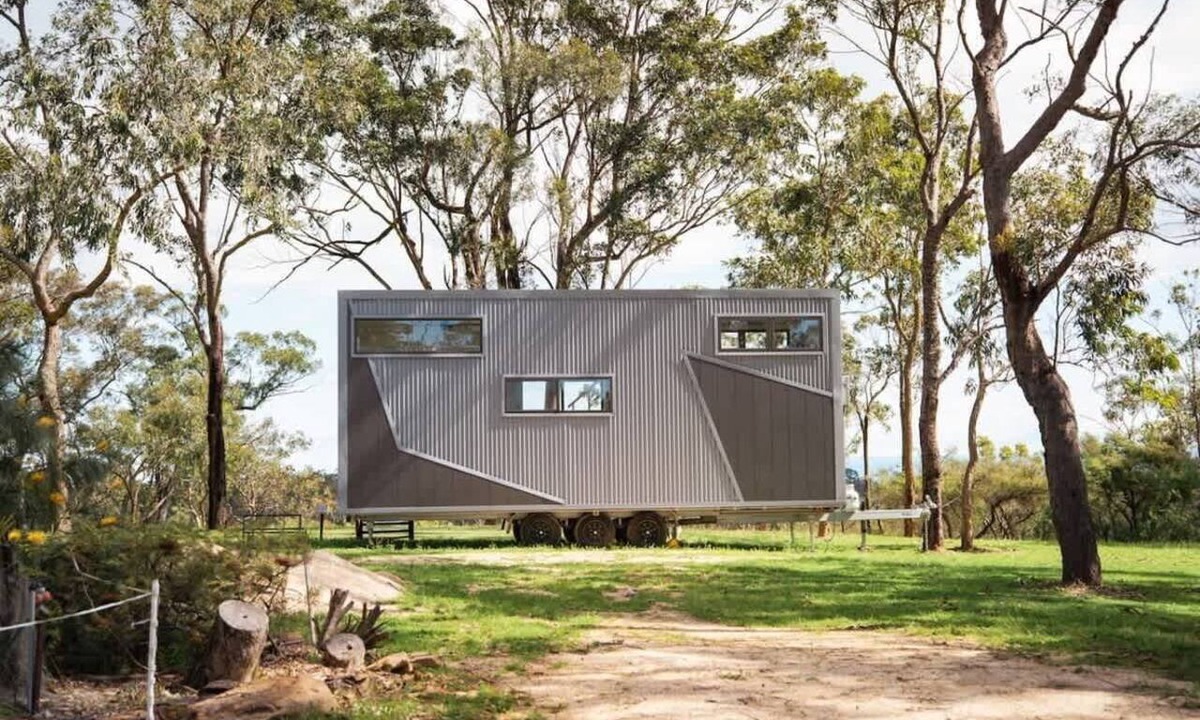Canoelands House | The Kookaburra - Bushland Views & Cozy Loft
