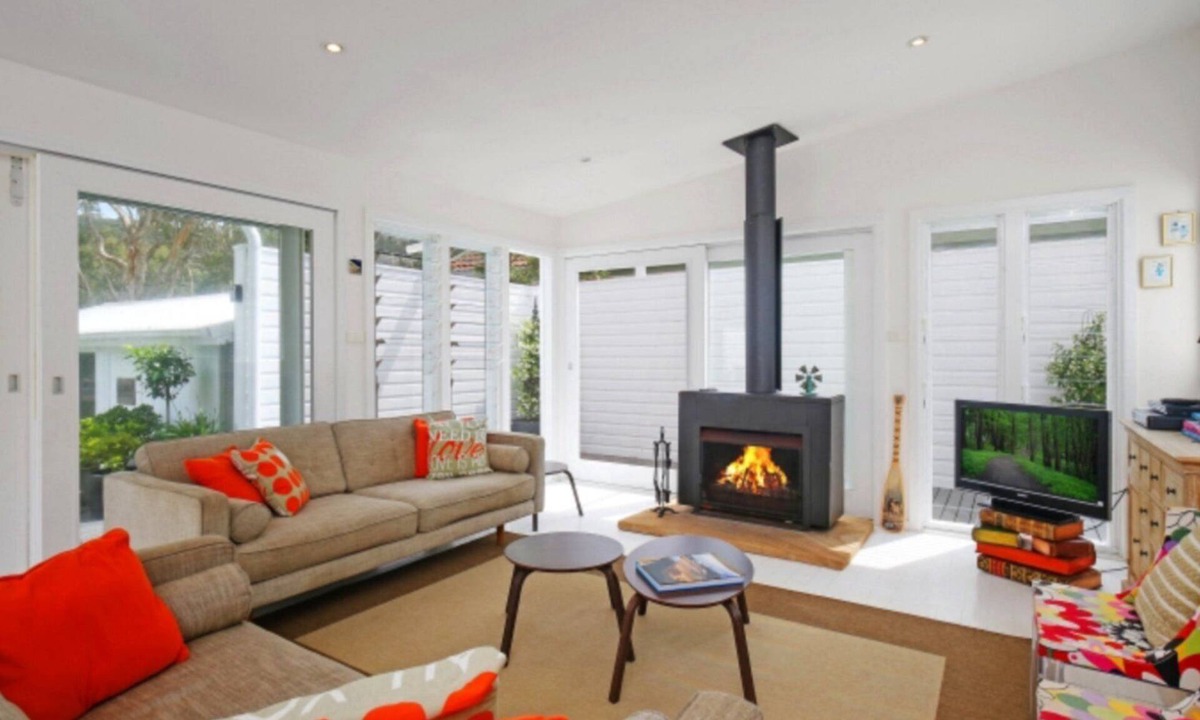 Pearl Beach House | The Lakehouse by HolidayCo.