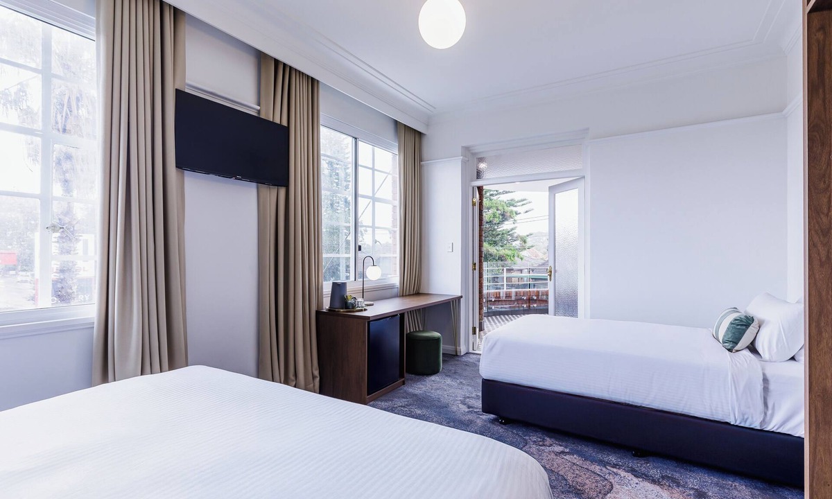 Rosebery Hotel | The Lakes Hotel, Rosebery