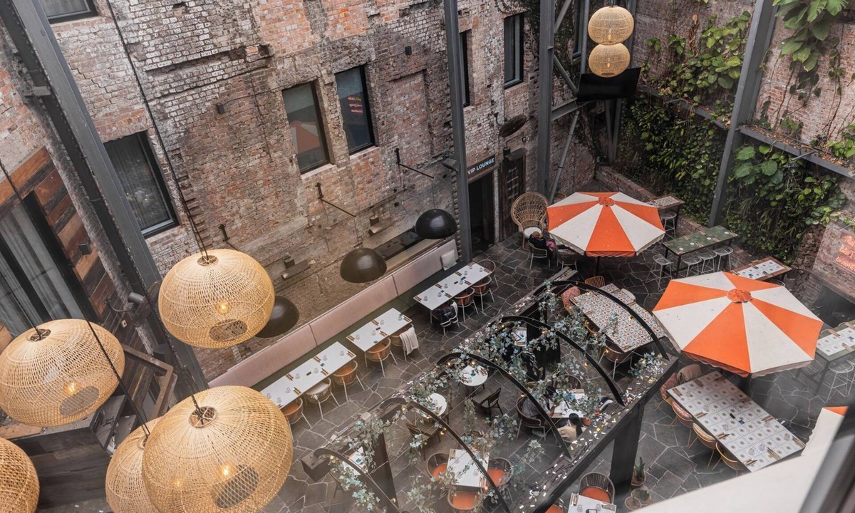 Newcastle Hotel | The Lucky Hotel