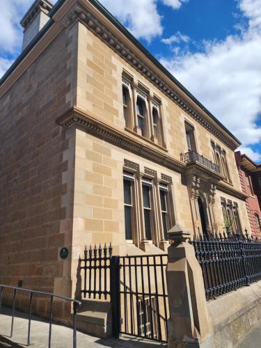 Hobart Central Business District Hotel | The Macquarie Hobart