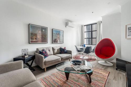 Melbourne Central Business District Apartment | The New York Edit - CBD Living with Private Rooftop