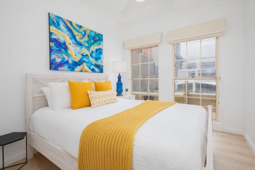 Newcastle Apartment | The Novocastrian - Classic Charm by Newcastle Beach