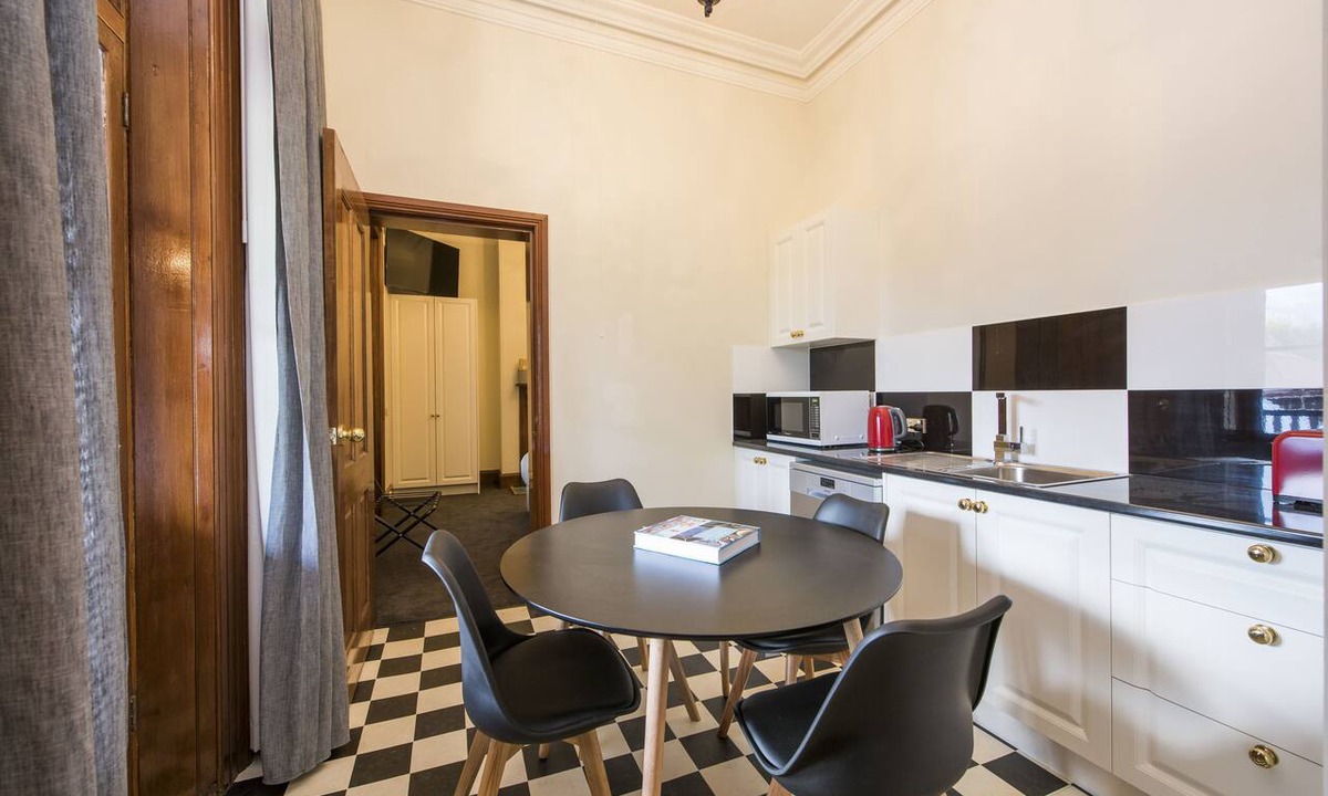 Central Mudgee Hotel | The Parkview Hotel Mudgee
