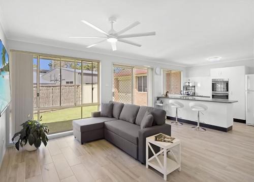 Mannering Park House | The Sailor s Haven