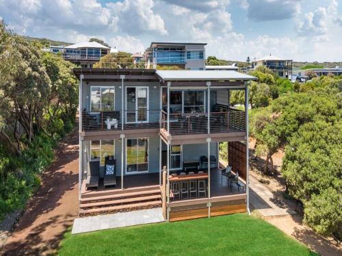 Gracetown House | The Surf Nook - Walk to Beach - Family Friendly