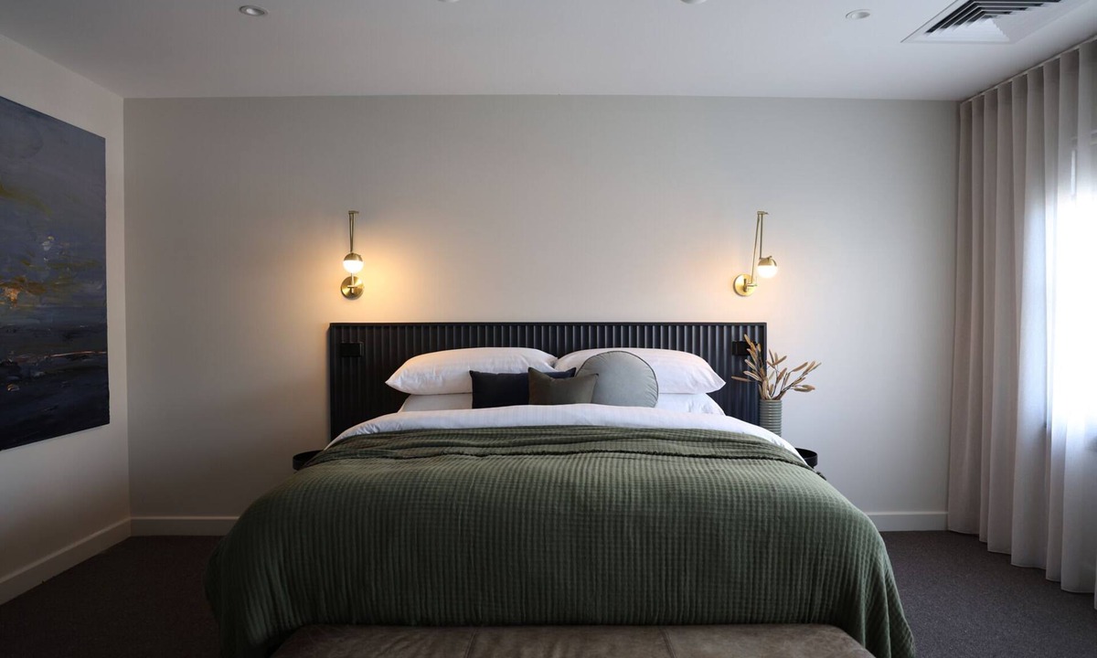 North Hobart Hotel | The Waggon Boutique Accommodation