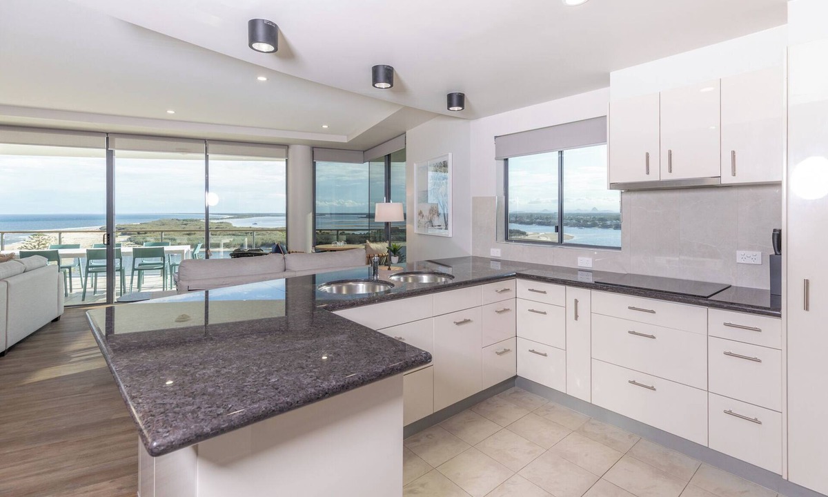 Caloundra Apartment | The Waterford Prestige Apartments
