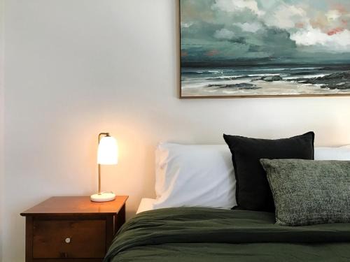 Geelong Apartment | THE WATERFRONT APARTMENTS 1 Bedroom Executive Apartment with Courtyard Views located on the Geelong Waterfront - 4401
