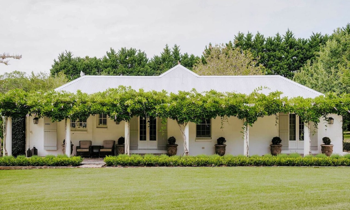 Milton House | The White House Milton