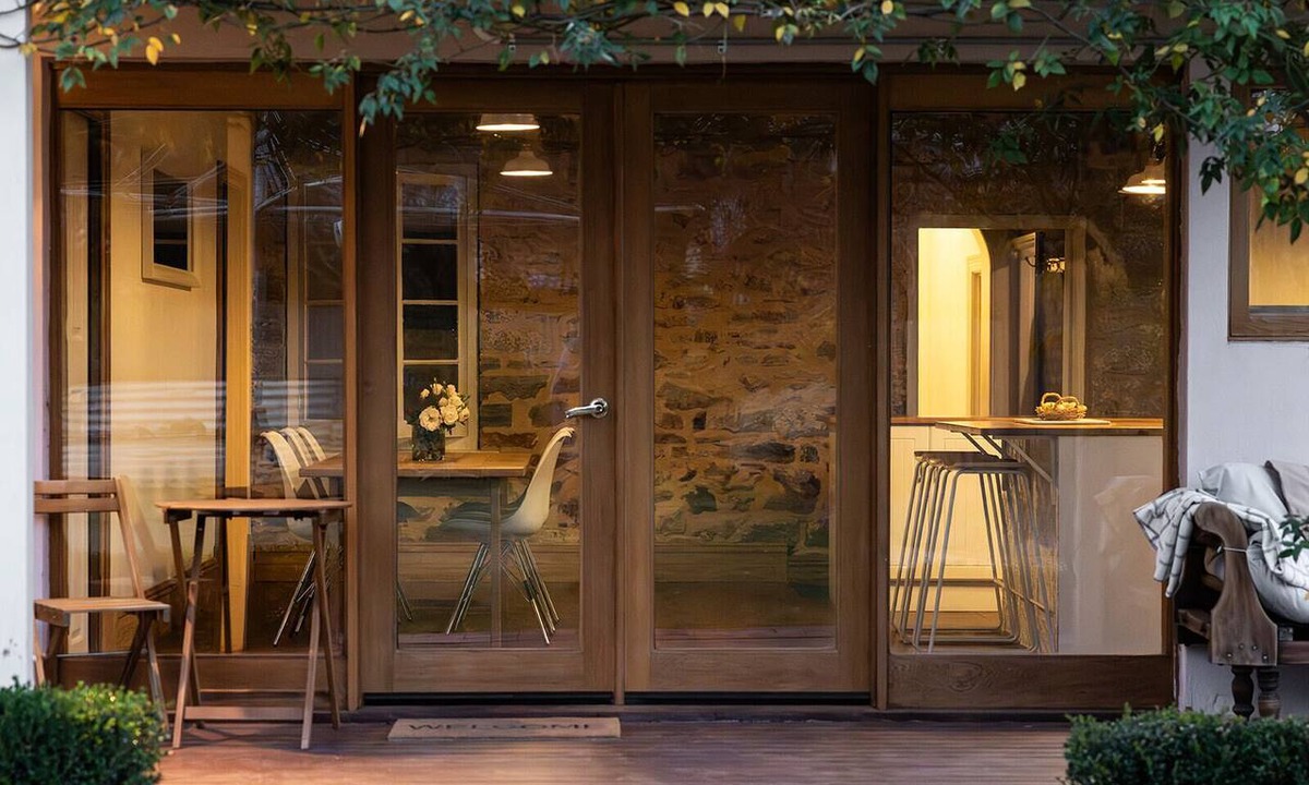 Upper Wakefield House | Thedell Cottage – Clare Valley Stone Cottage