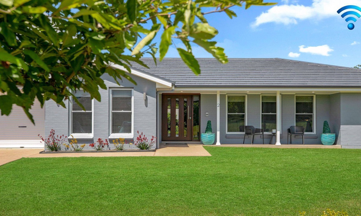 East Bowral House | Time 2 Reflect – family friendly escape in East Bowral close to playground and Ponds of Reflection