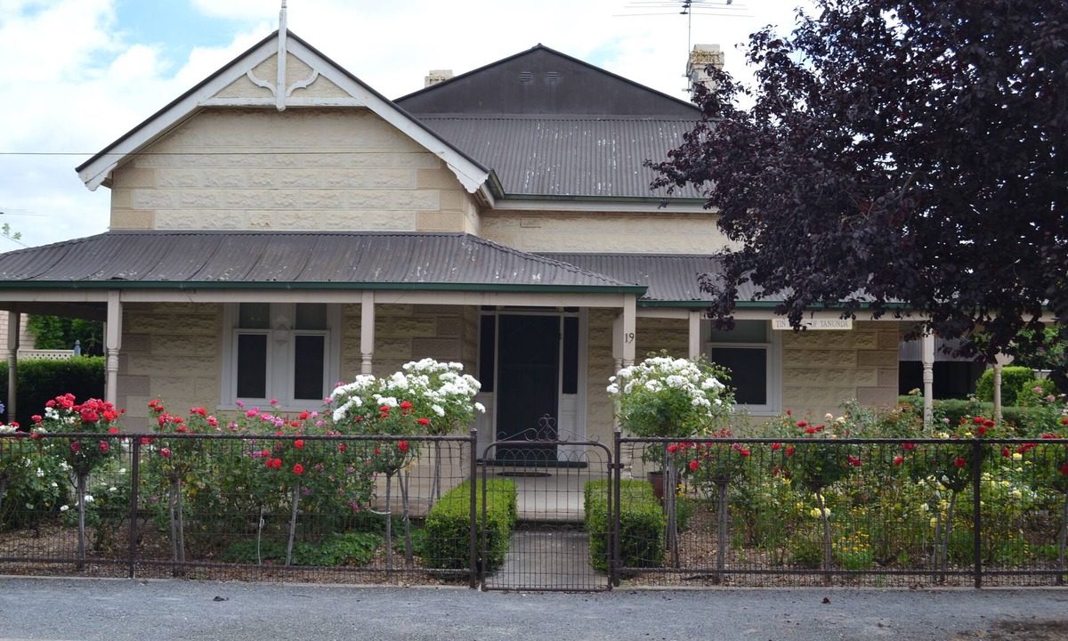 Tanunda Cottage | Tin House at Tanunda