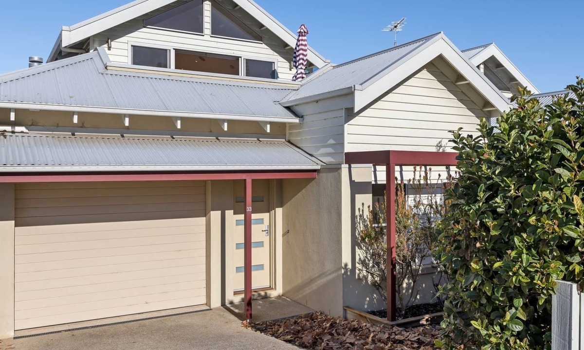 Queenscliff House | Townhouse on King - Queenscliff