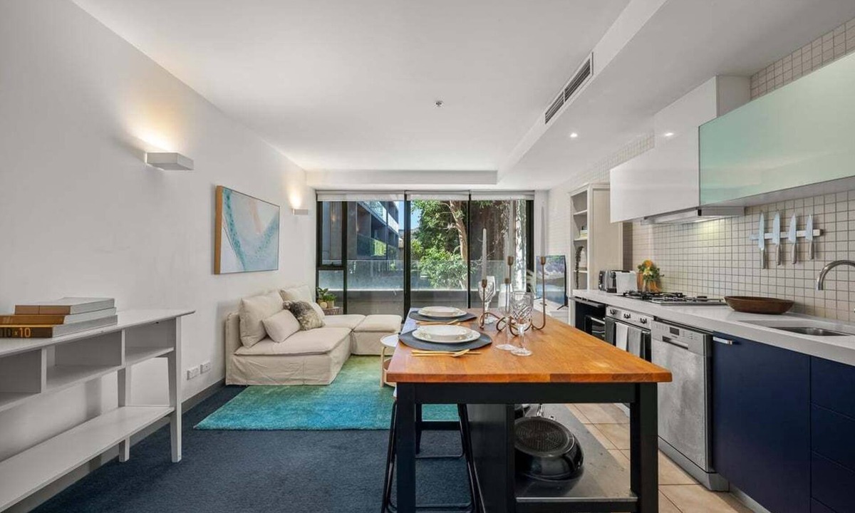 Carlton South Apartment | Tranquil Oasis at Lincoln Square! 1 Bedroom | 1 Bathroom