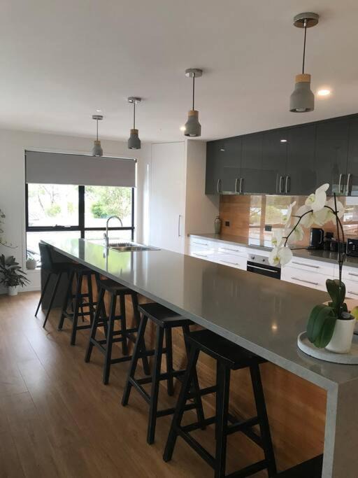 Kingston House | Tranquil Retreat 10 Min to Hobart-WIFI Smart TV