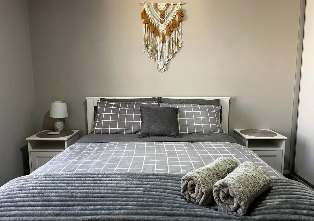 Gosnells House | Transit Nest - A 2BRM Sepal Stay