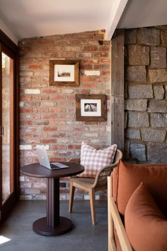 Fremantle Villa | Traveller's Return Retreat