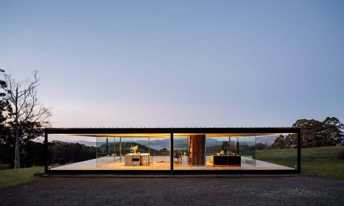 Koonya House | Triptych - The Glass House