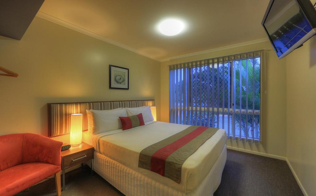 Ingham Hotel | Tropixx Motel