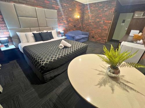 Wentworth Hotel | Two Rivers Motel